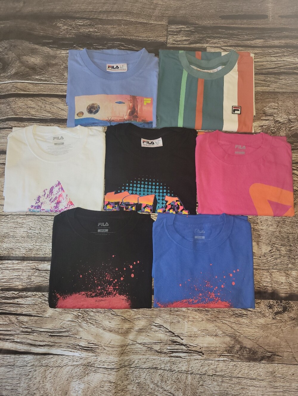 (Lot of 13) Men's Pre-loved T-shirts